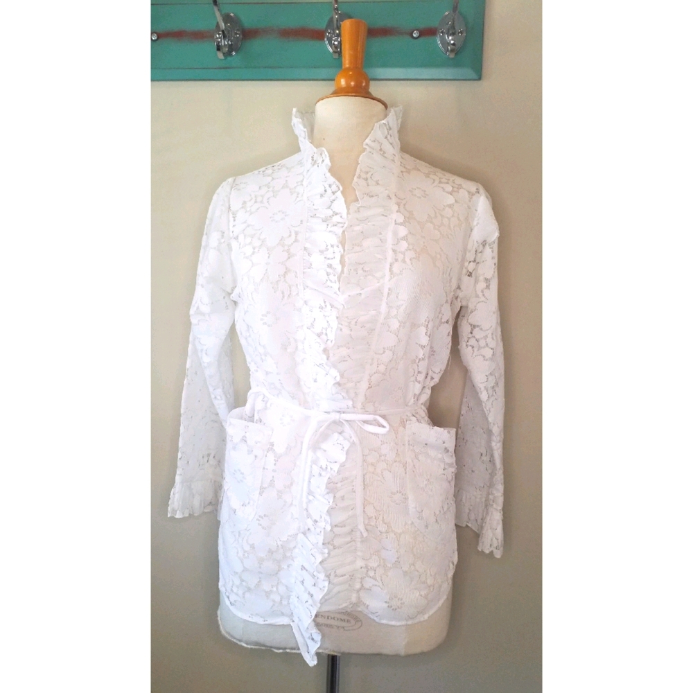 Vintage white lace cardigan jacket S